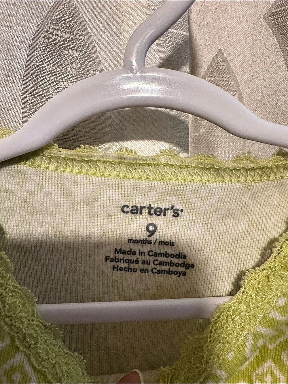 Carter's onesie - Picture 4 of 4